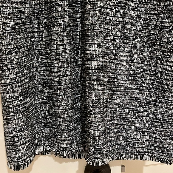 Neiman Marcus tweed dress, size 8 - Picture 5 of 7